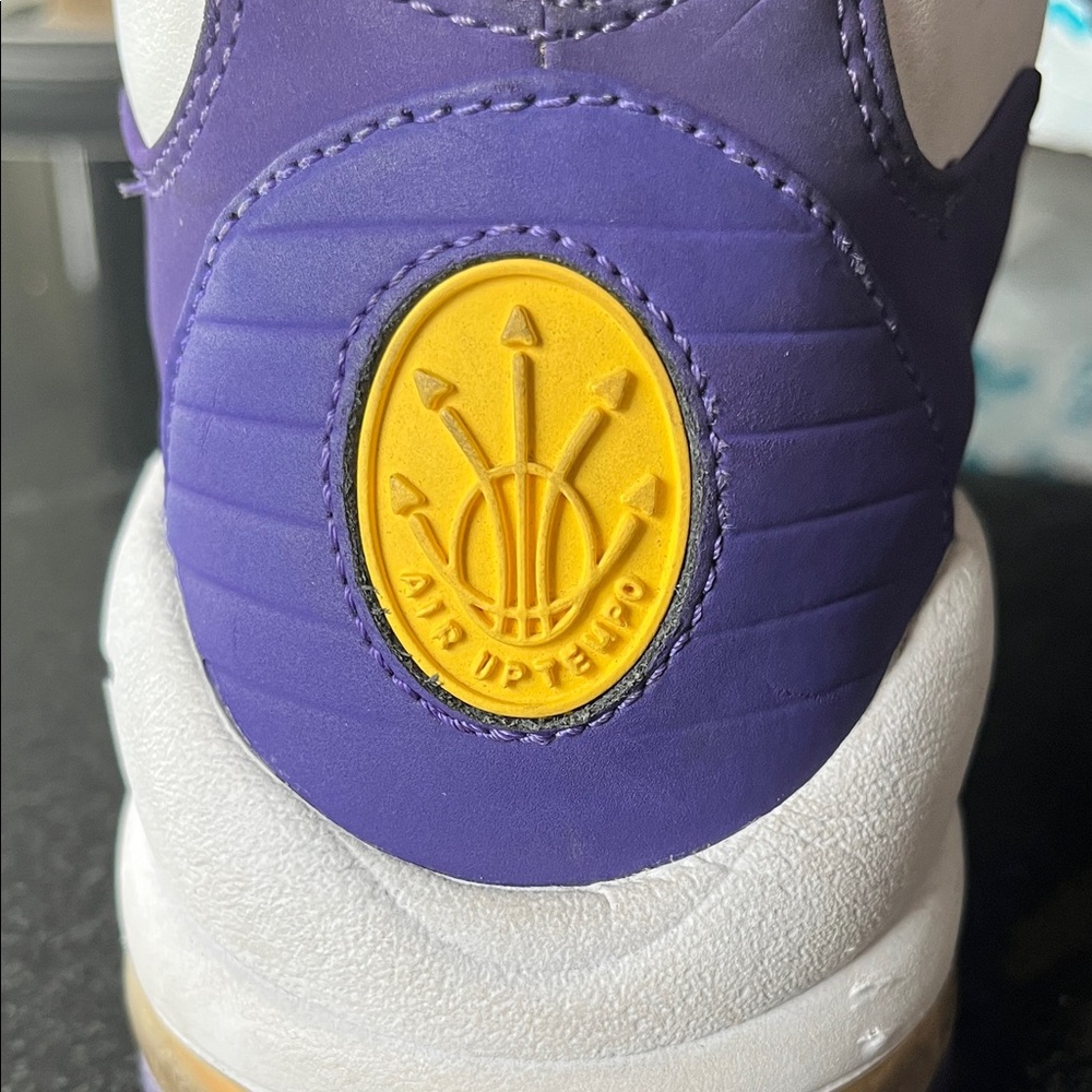 Nike Purple and White Sneakers Air Max Uptempo ‘95 Lakers Derek Fisher - Picture 3 of 13